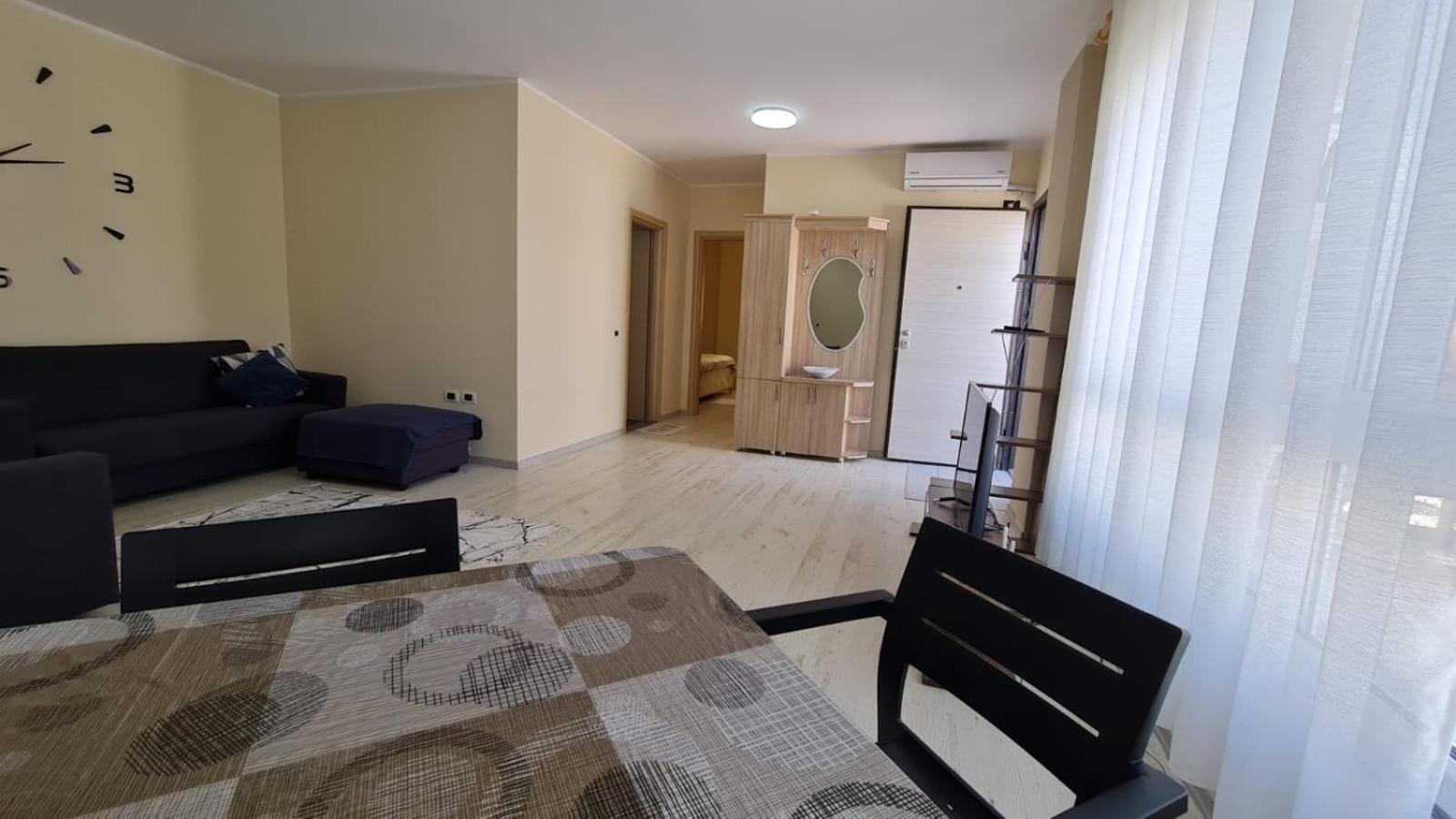 Apartment In Qerret Golem  Exterior foto